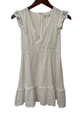 Altar’d State Women’s Medium White V-Neck Eyelet Dress